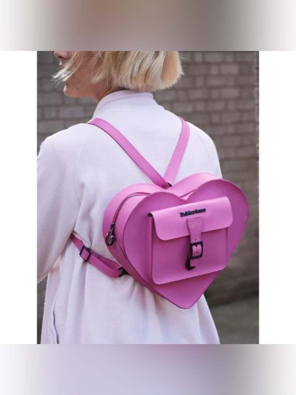 Kiev Leather Hardware Heart Shaped Bag - Picture 4 of 4